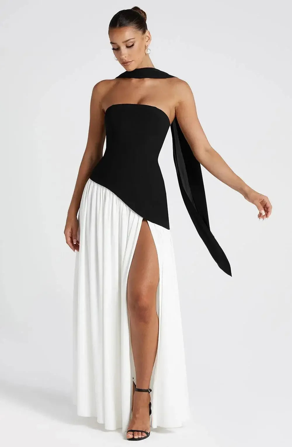Elegant Strapless Maxi Dress